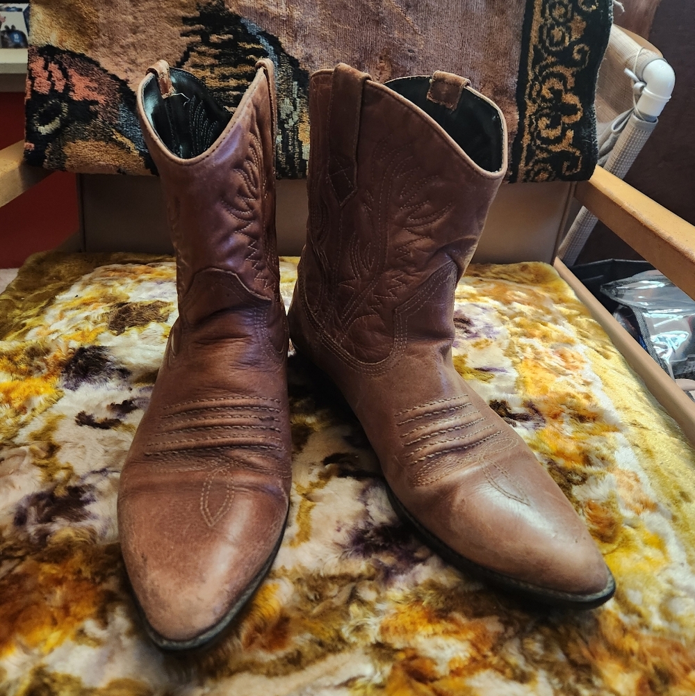Mootsies Tootsies Brown Western Boots
